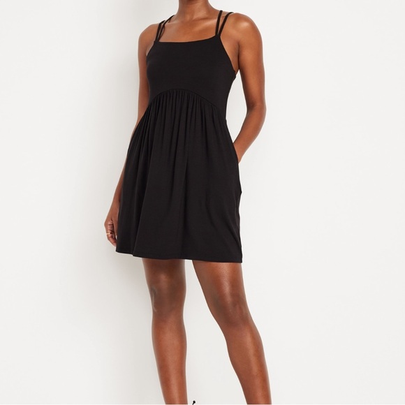 ✳️ Old navy strapy sun dress from summer of 2023 - Picture 9 of 10